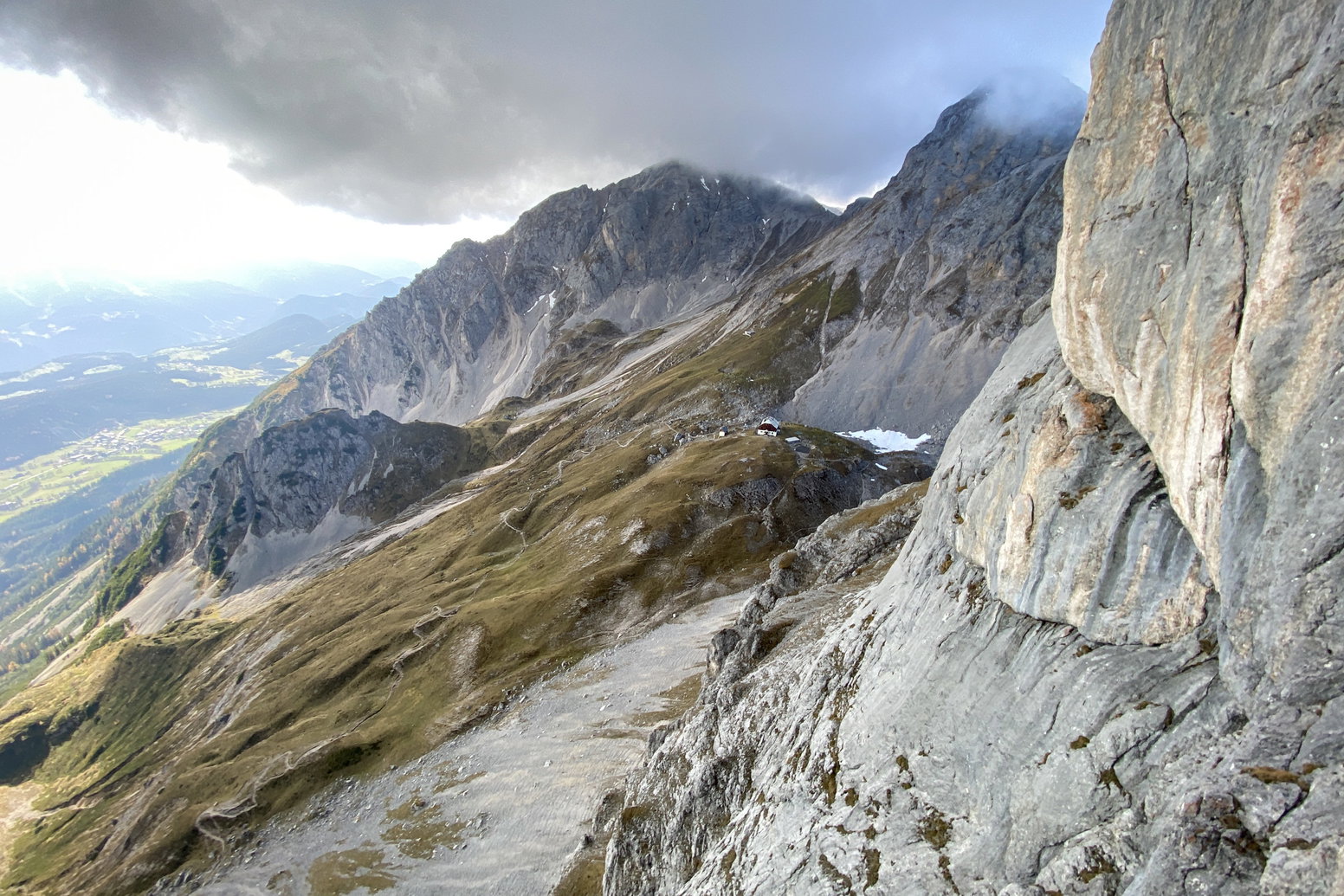 Blick aus dem Austria Klettersteig. Foto: Christian Heuegger-Zirm