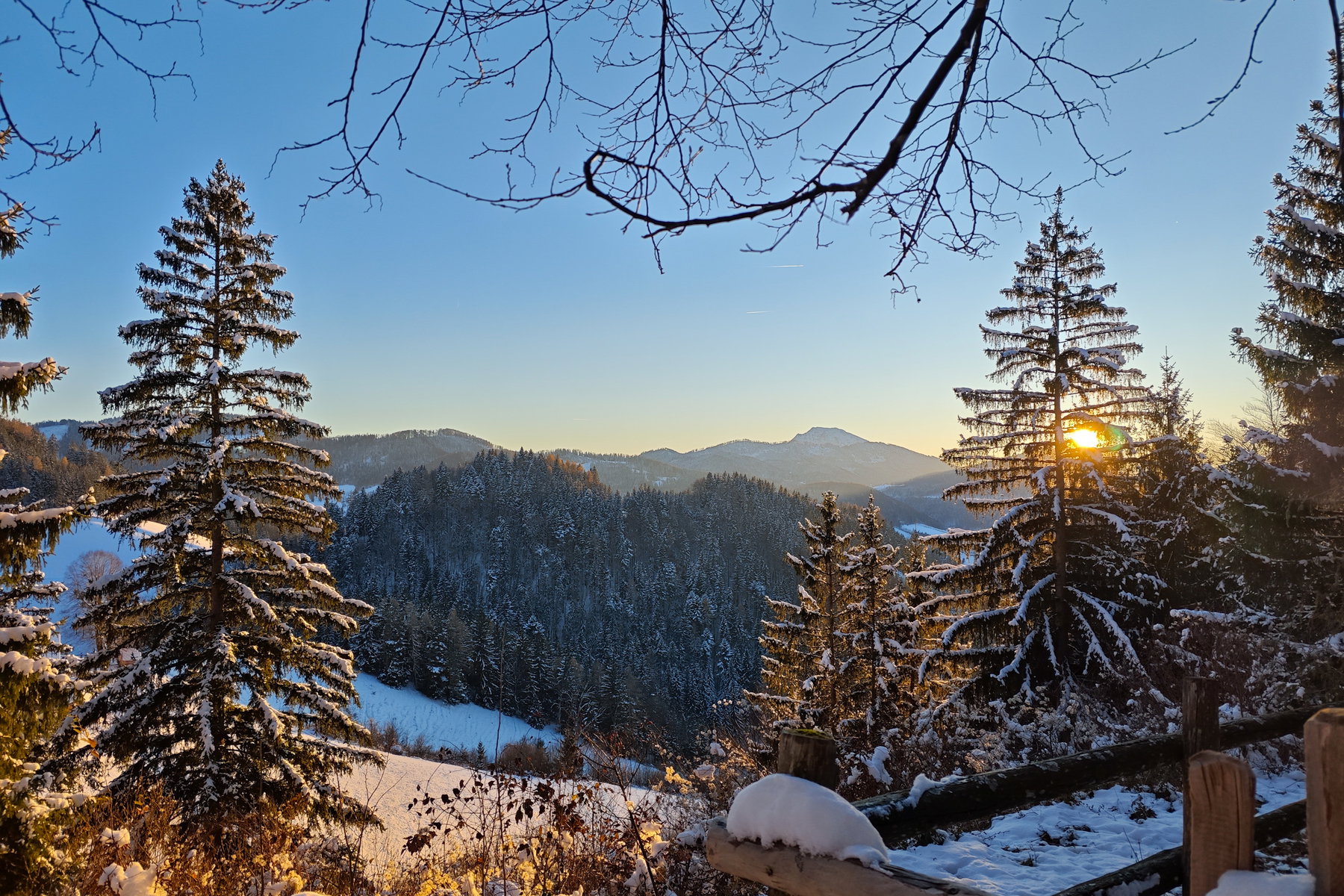 Ötscher und Sonnenunteruntergang. Foto: Lisa Nussdorfer