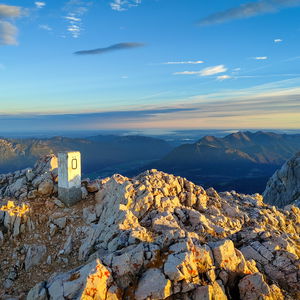 Bike and Hike auf die Partenkirchner Dreitorspitze
